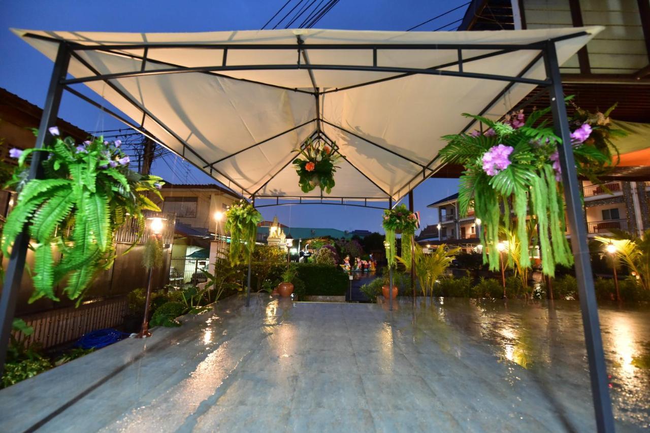 Kt Knight Hotel Surin Bagian luar foto