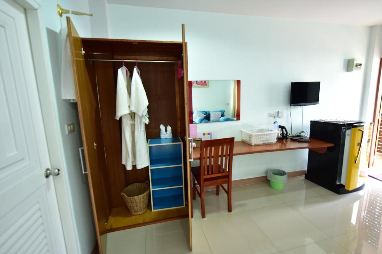 Kt Knight Hotel Surin Bagian luar foto