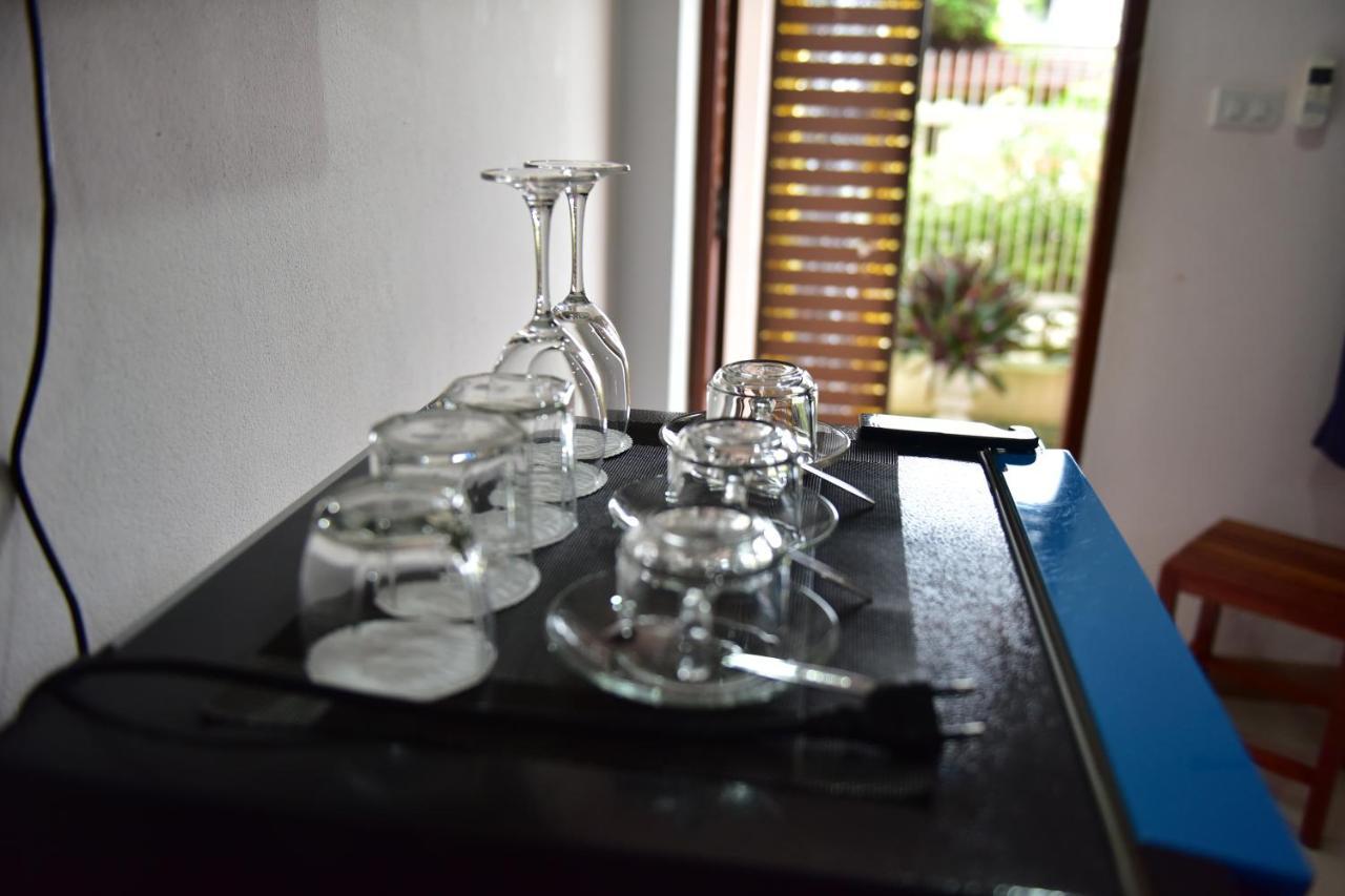 Kt Knight Hotel Surin Bagian luar foto