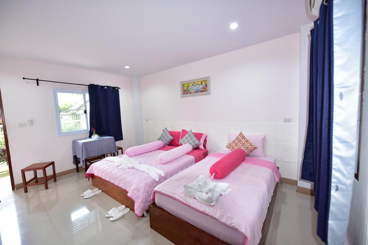 Kt Knight Hotel Surin Bagian luar foto