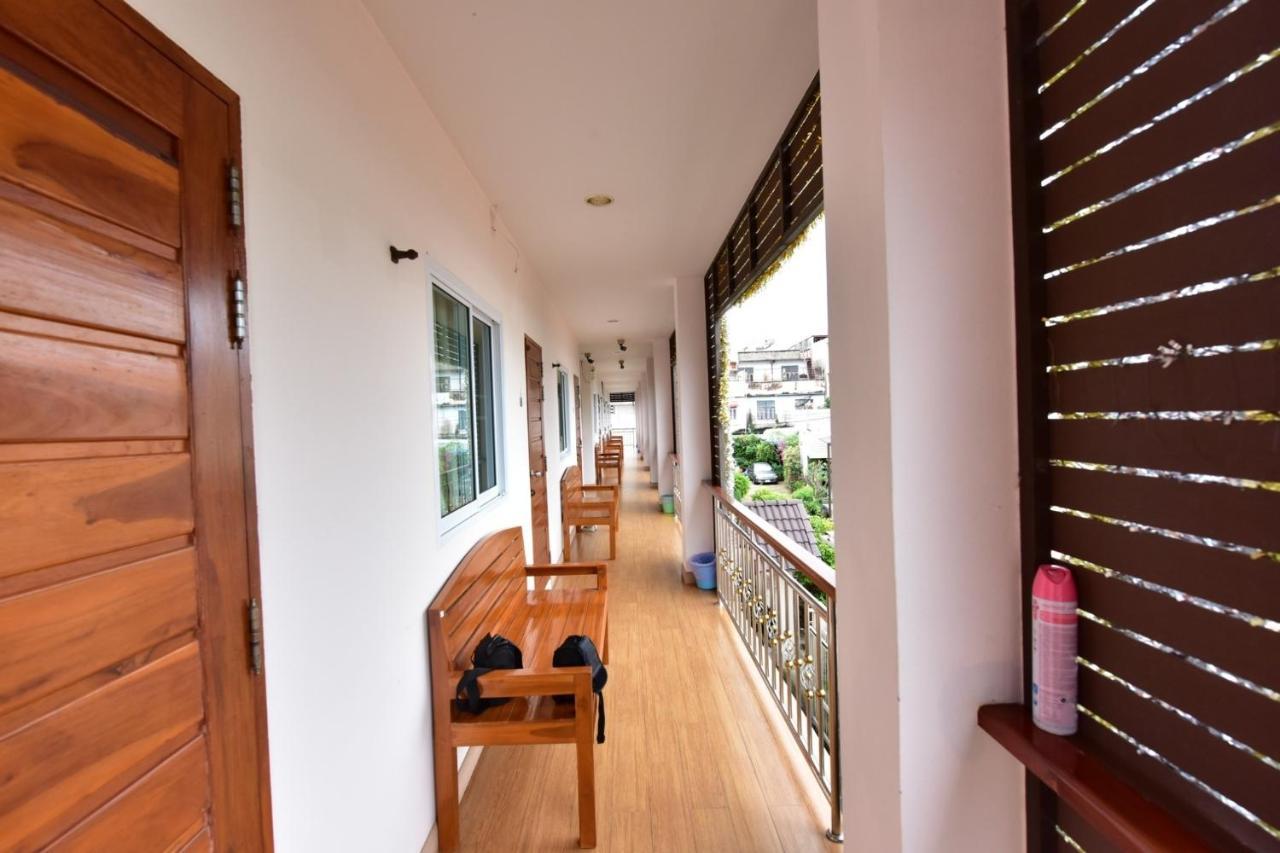 Kt Knight Hotel Surin Bagian luar foto